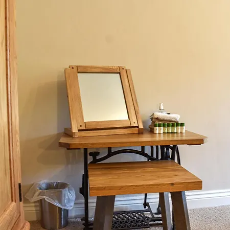 Conn バンプトン